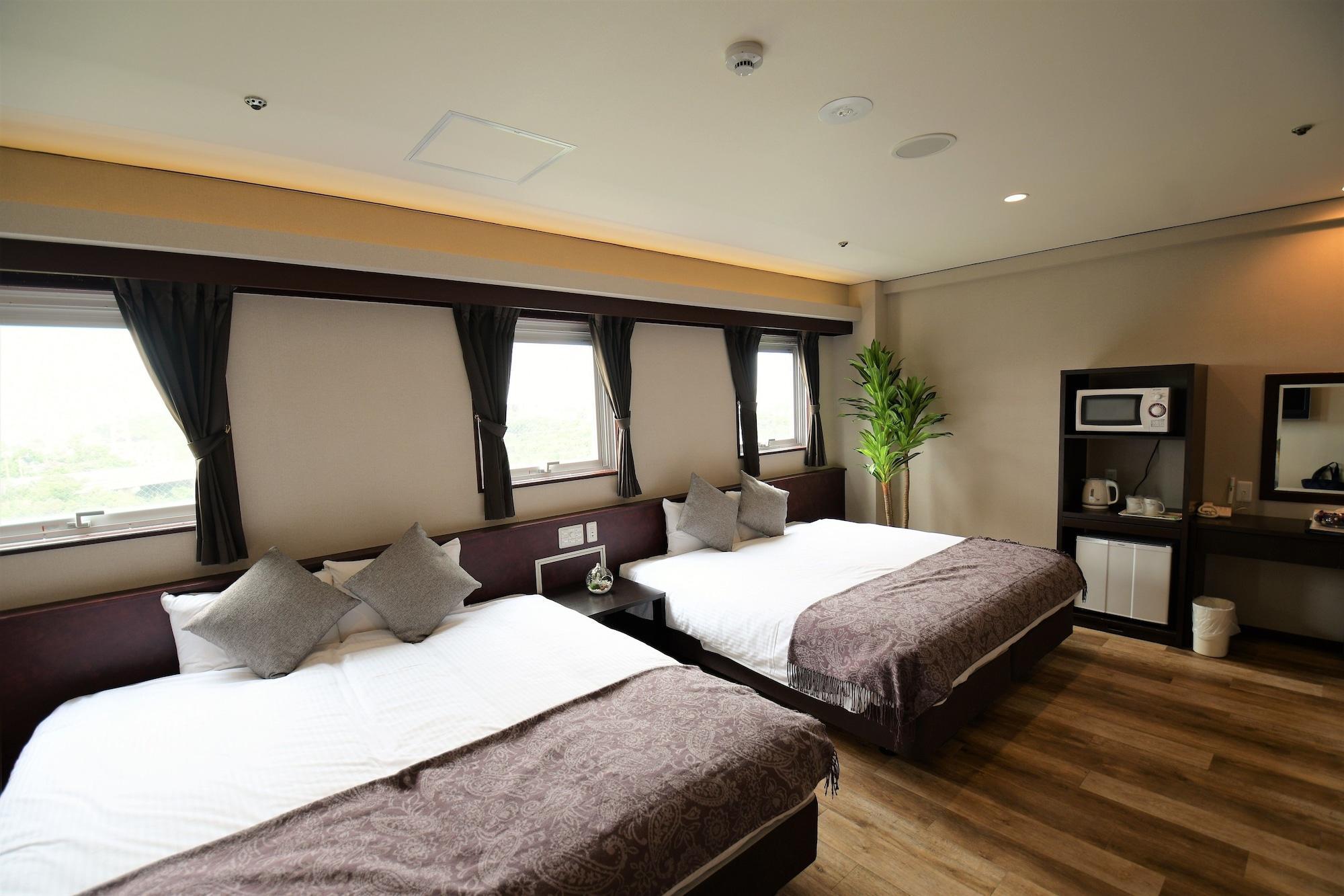 Rycom Crystal Hotel Okinawa Buitenkant foto