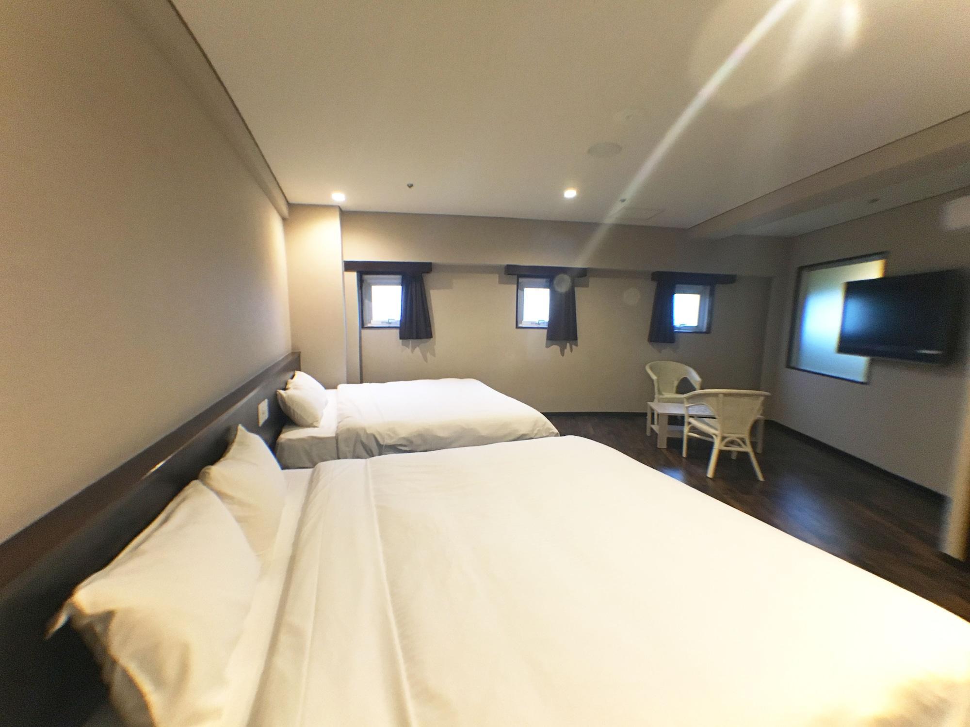 Rycom Crystal Hotel Okinawa Buitenkant foto
